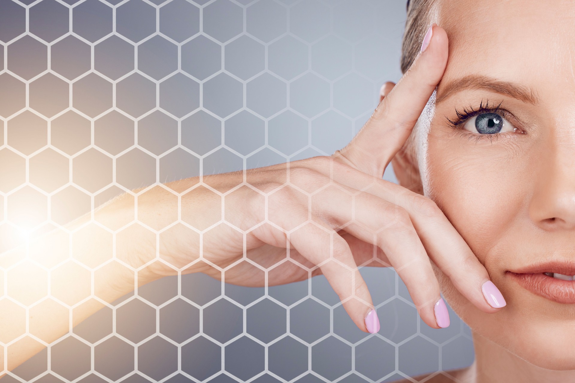 Skincare overlay, beauty Treatment Soomé HydraCelix™